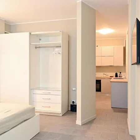 Borgovico48 Cozy Near The Station San Giovanni And The Center * קומו