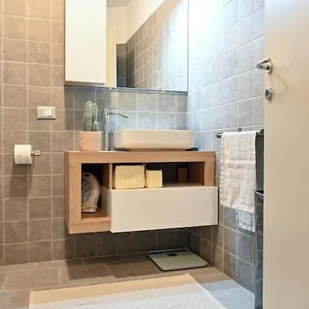 דירה Borgovico48 Cozy Near The Station San Giovanni And The Center