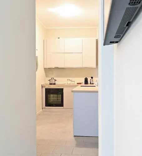 Borgovico48 Your Quiet Close To Train Center And Stadium Appartement