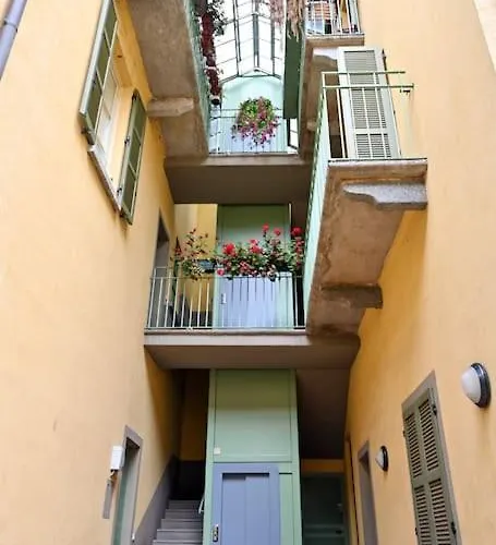 Appartement Borgovico48 Your Quiet Close To Train Center And Stadium