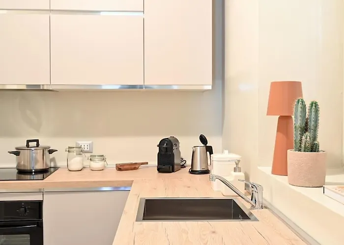 Appartement Borgovico48 Your Quiet Close To Train Center And Stadium *